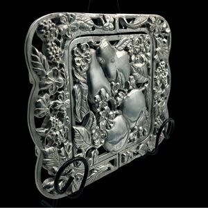 Lenox “Orchard in Bloom” Expandable Trivet Hotplate Aluminum